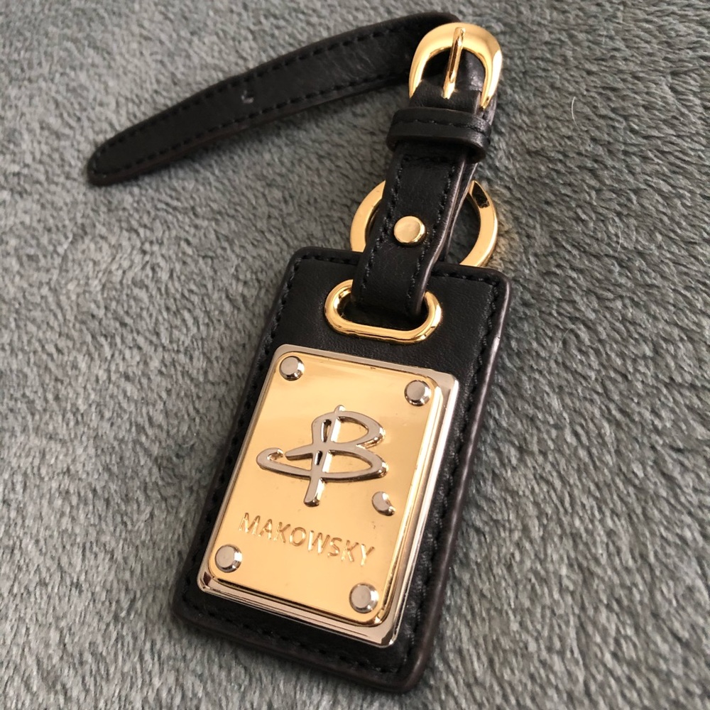 B.Makowsky logo charm. Absolutely perfect !